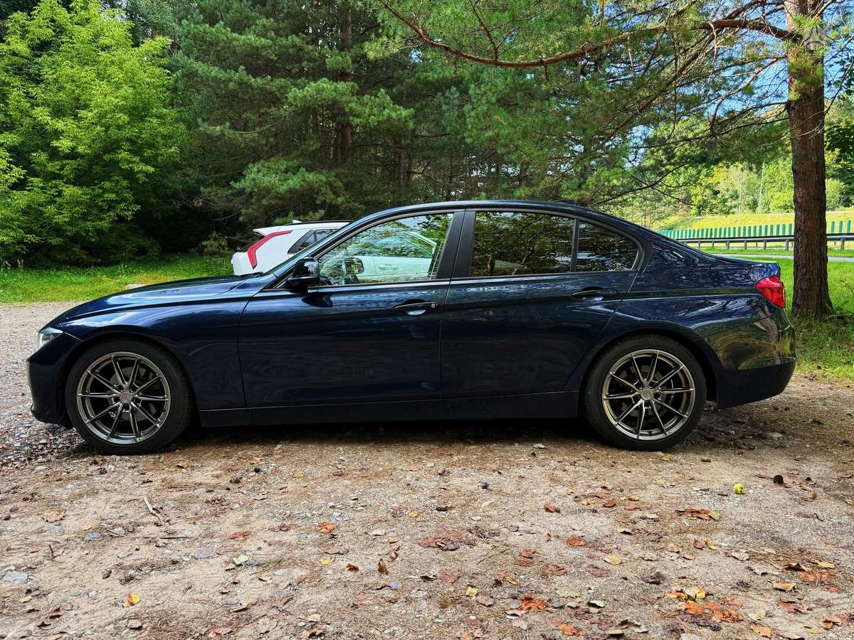 BMW 328, 2.0 l., Седан