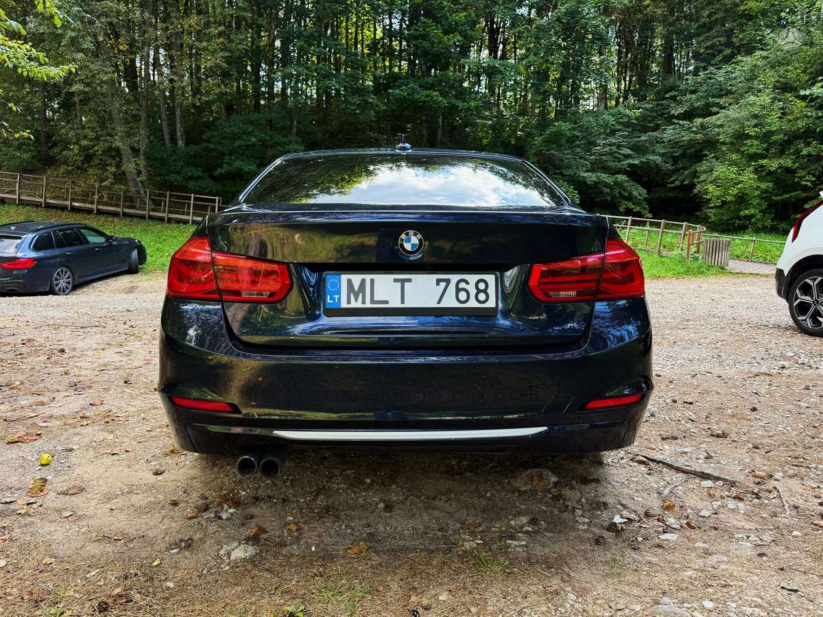 BMW 328, 2.0 l., Седан