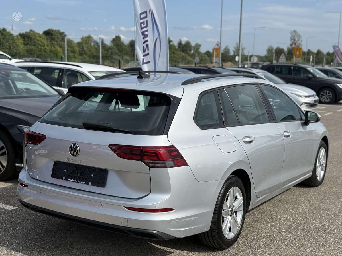 Volkswagen Golf - 6