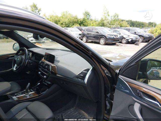 BMW X3, 2.0 l., Внедорожник / Кроссовер