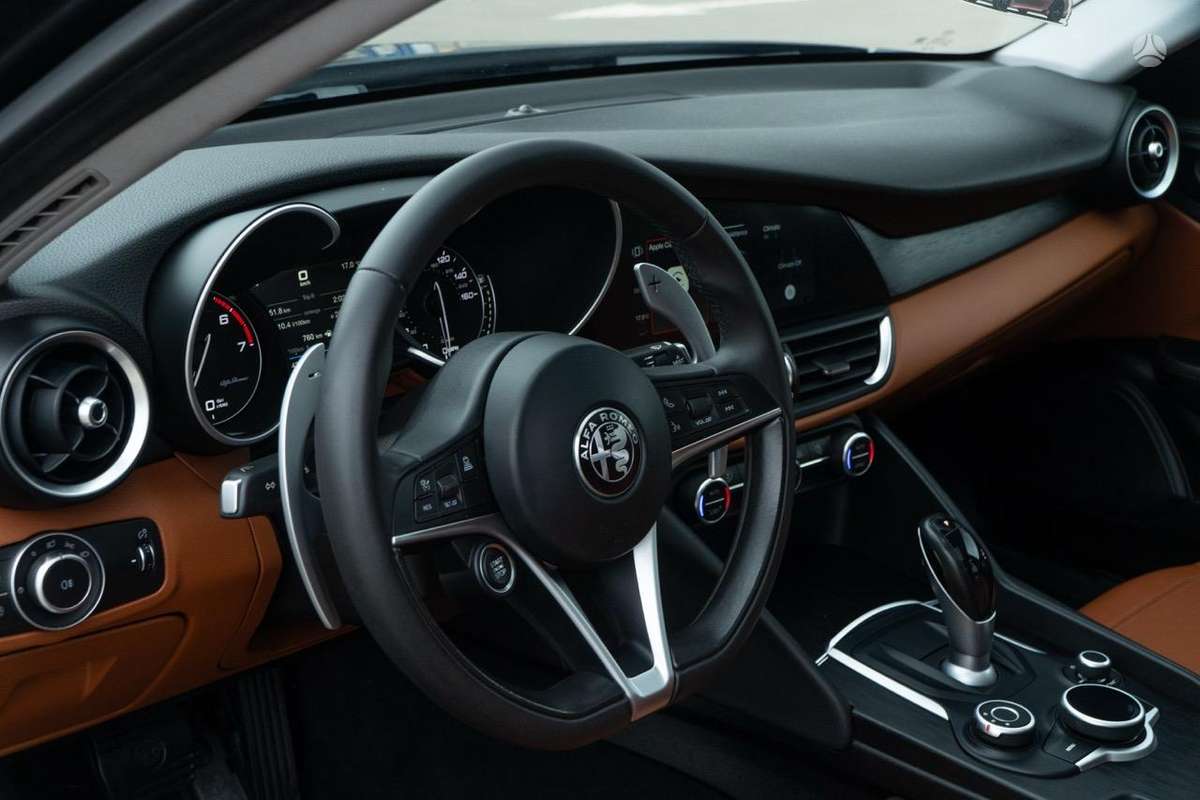 Alfa Romeo Giulia, 2.0 l., Седан