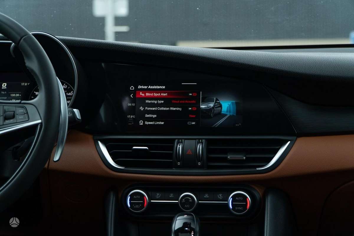 Alfa Romeo Giulia, 2.0 l., Седан