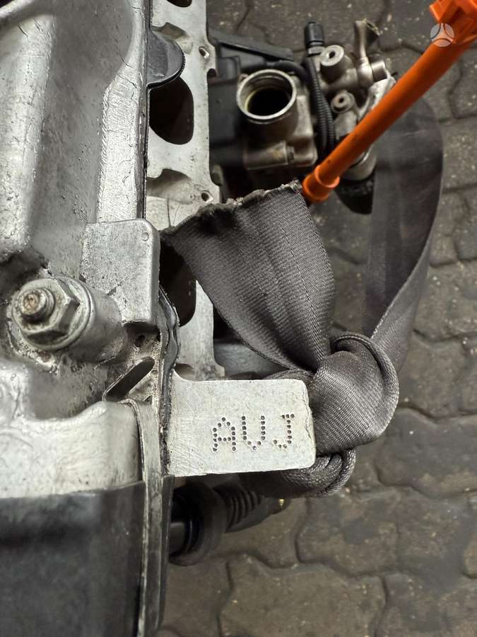 Audi A4, AVJ, двигатель