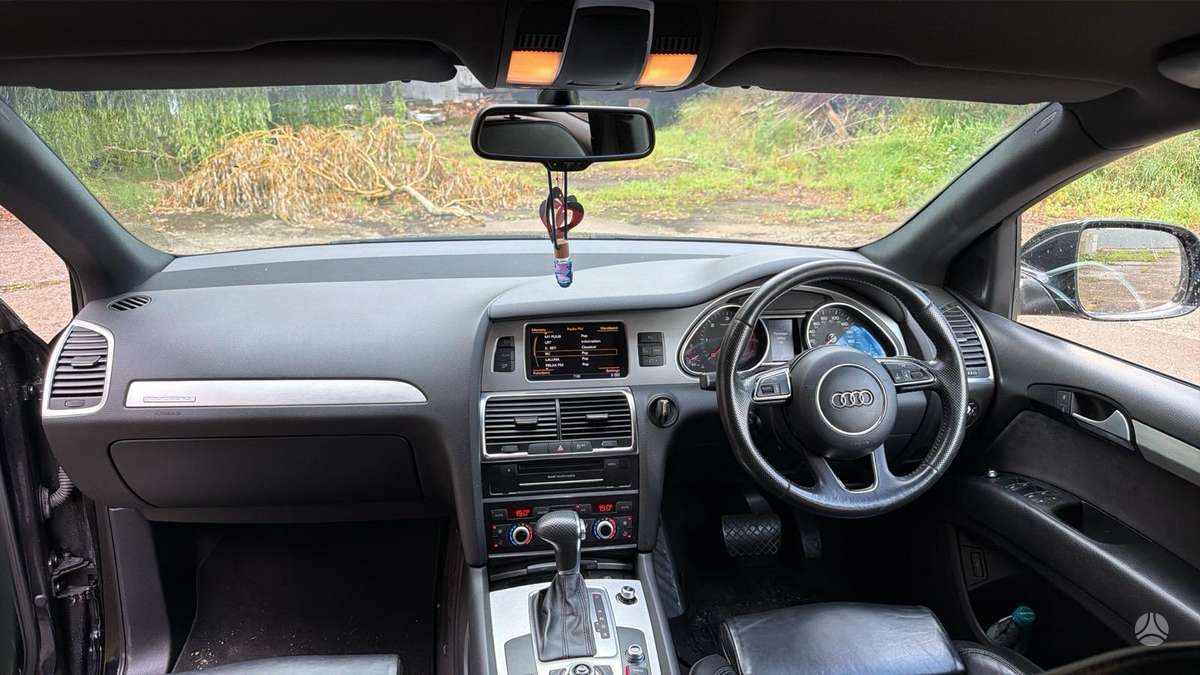 Audi Q7 S line kablys kamera