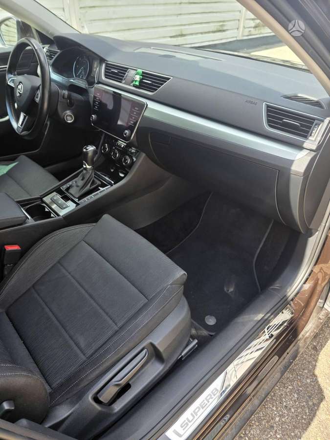 Škoda Superb - 11