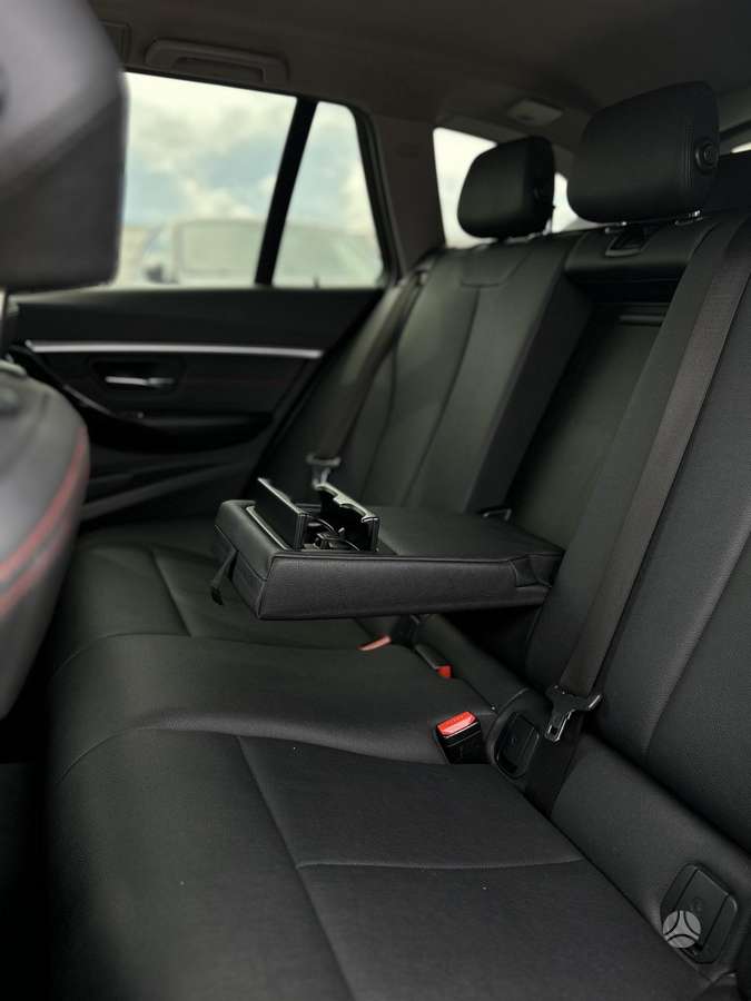 BMW 318, 2.0 l., Универсал