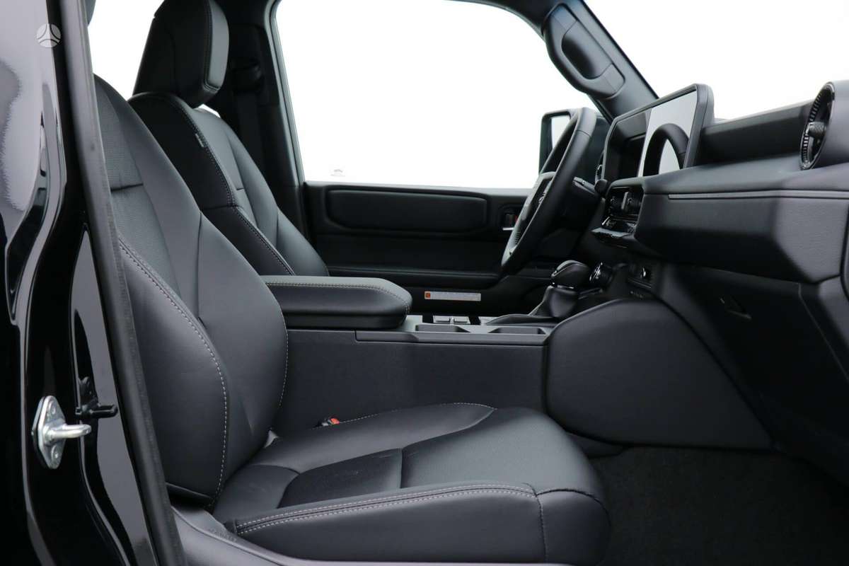 Toyota Land Cruiser - 8