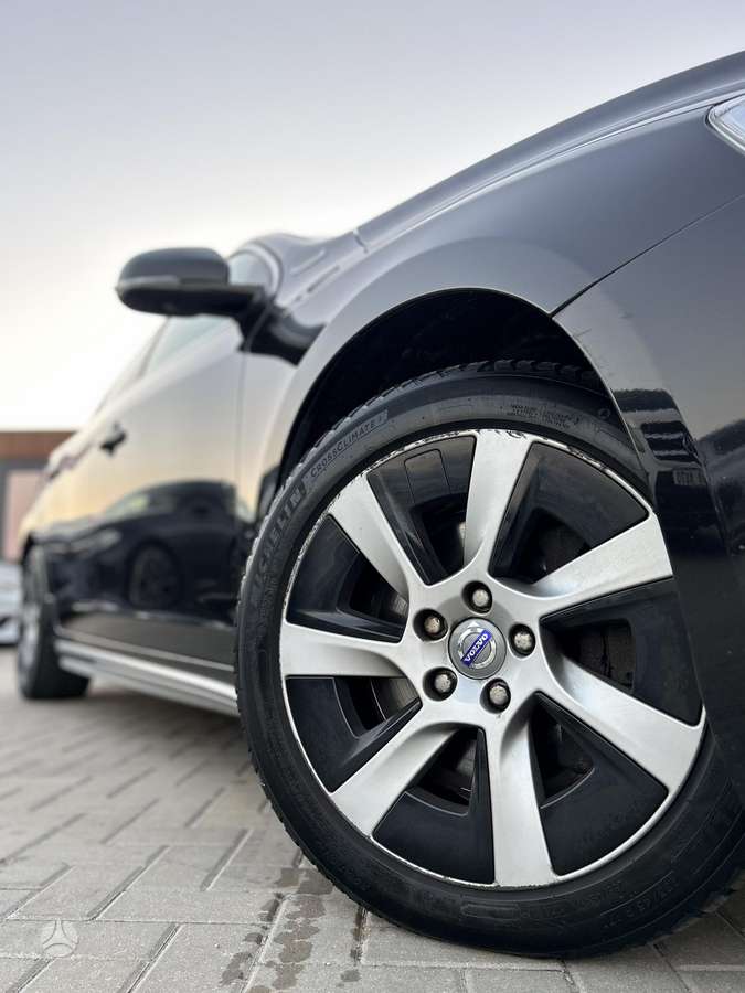 Volvo V60, 2.4 l., Универсал