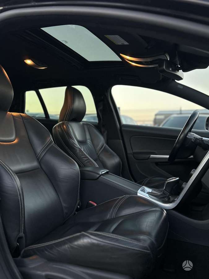 Volvo V60, 2.4 l., Универсал