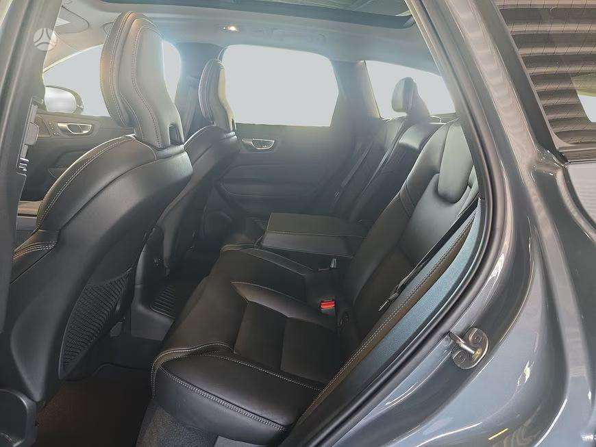 Volvo XC60 - 10