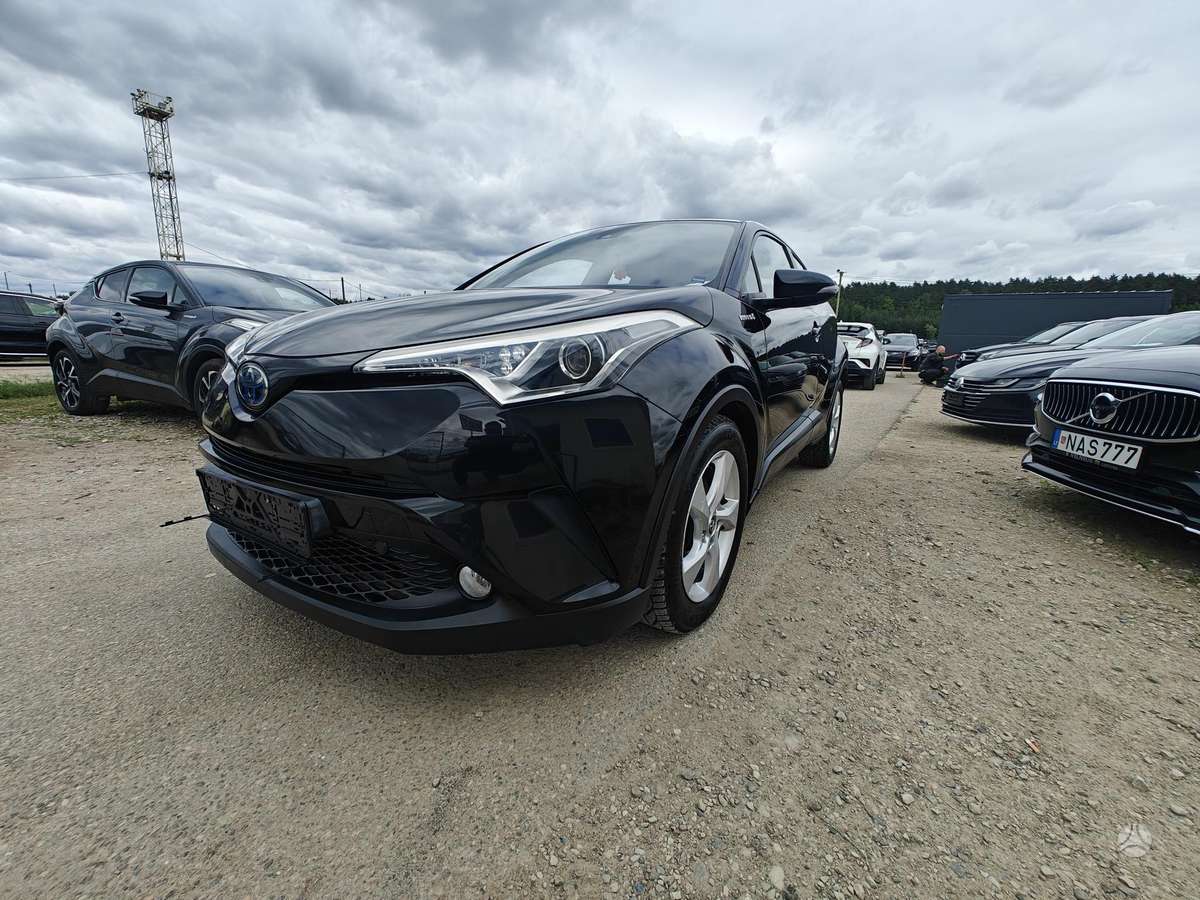 Toyota C-HR - 4