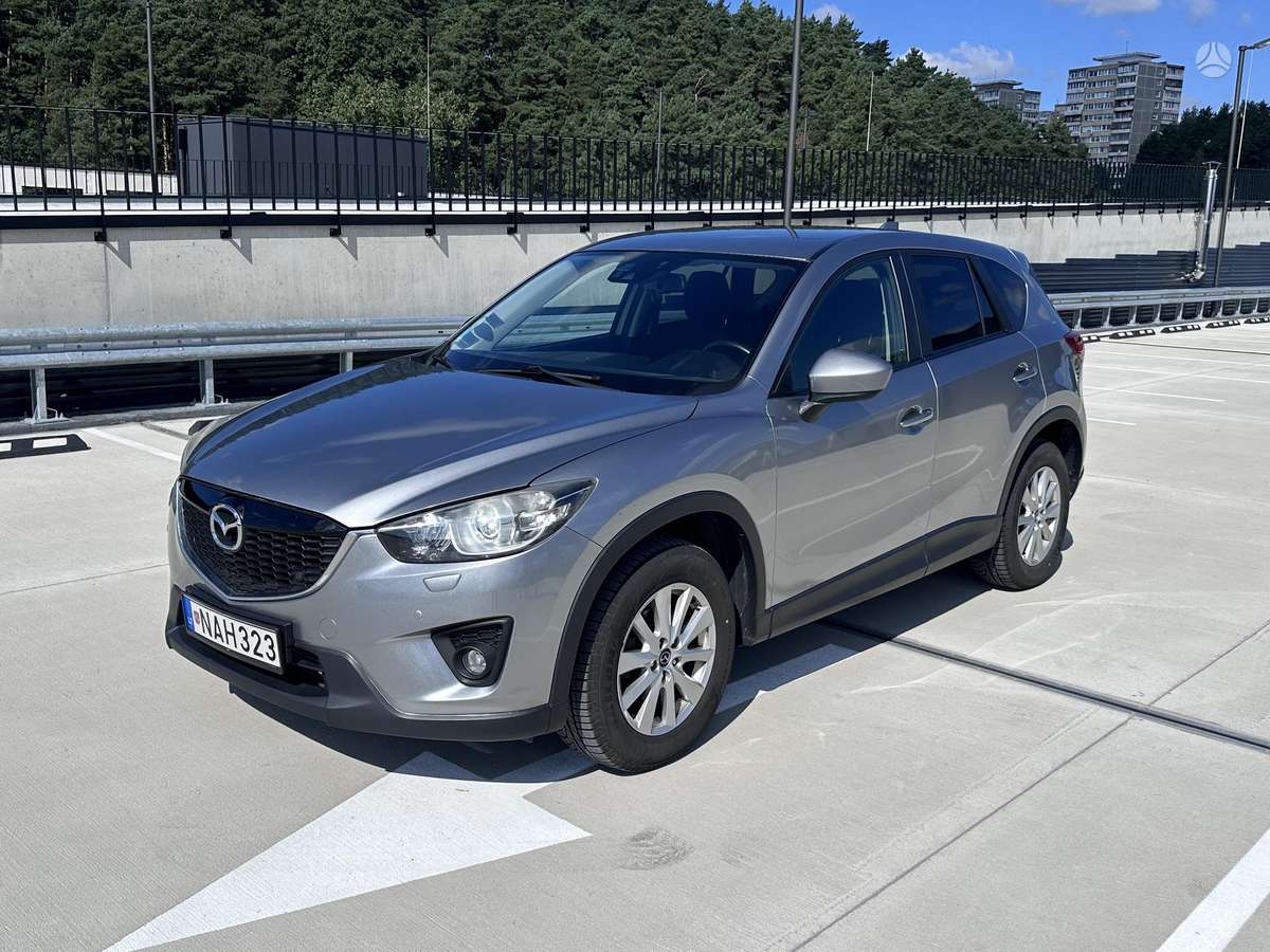 Mazda CX-5, 2.2 l., off-road / crossover