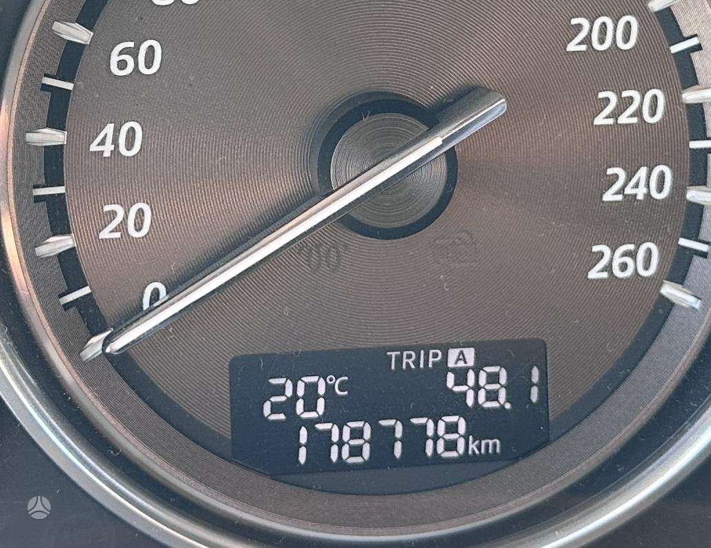 Mazda CX-5, 2.2 l., Внедорожник / Кроссовер
