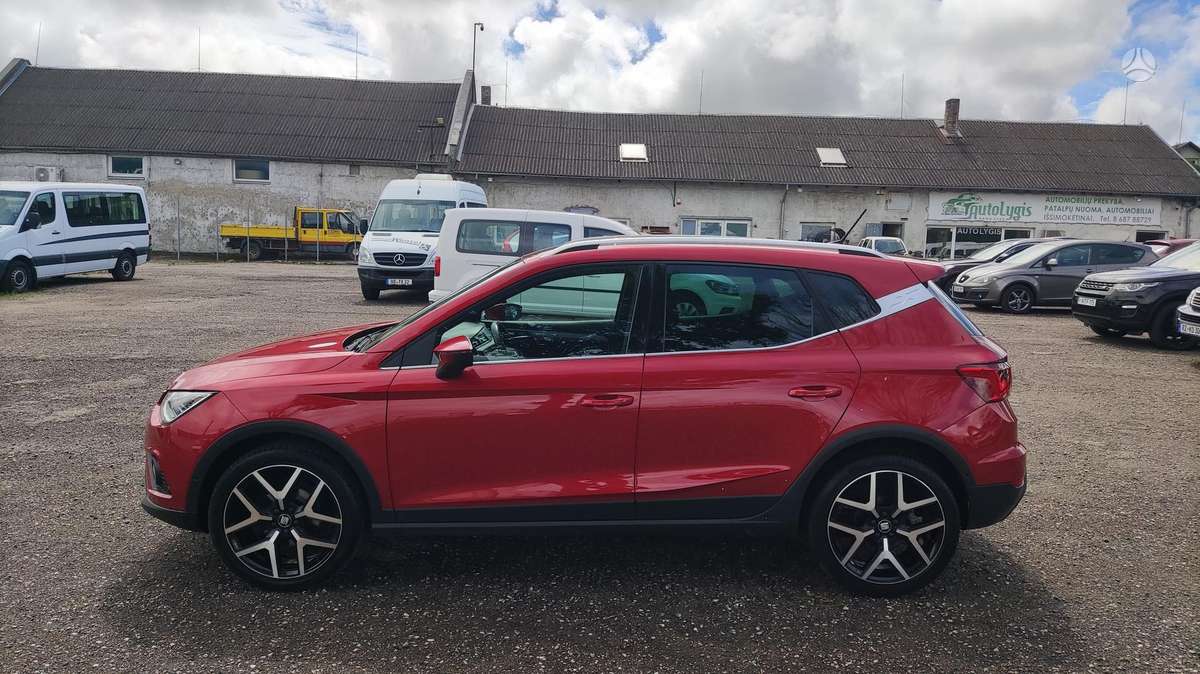 SEAT Arona - 8
