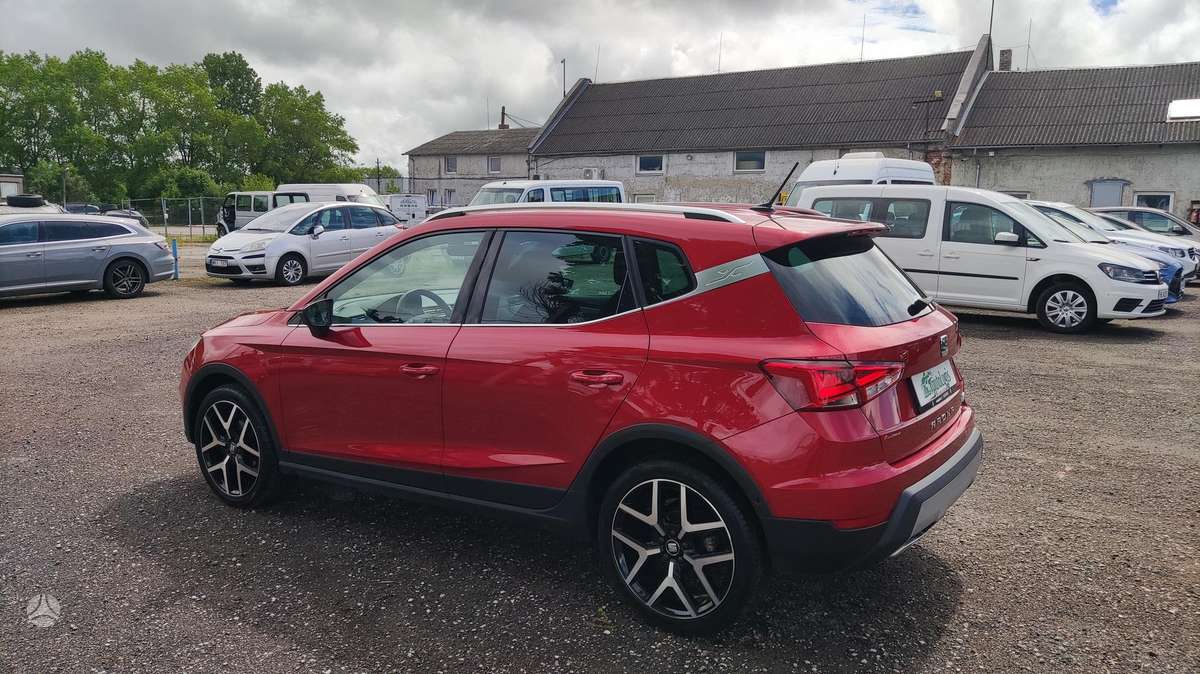 SEAT Arona - 4