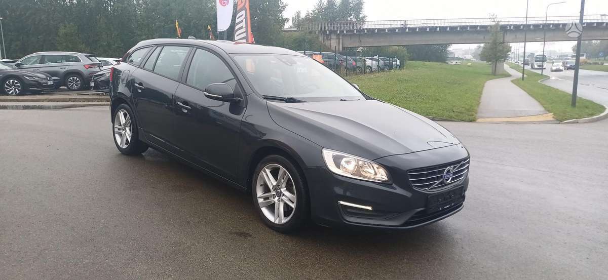 Volvo V60, 2.0 l., Хэтчбек