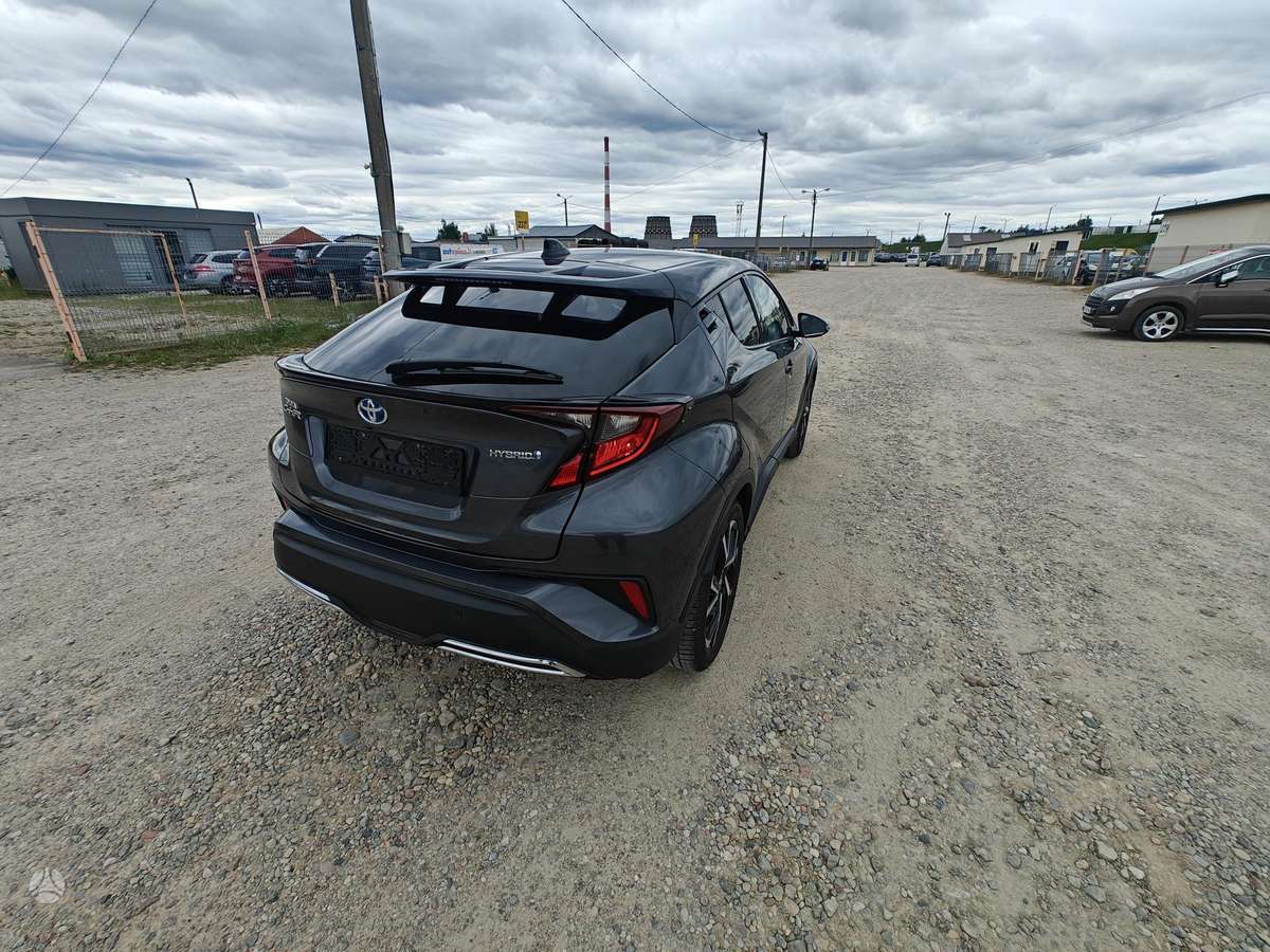 Toyota C-HR - 8