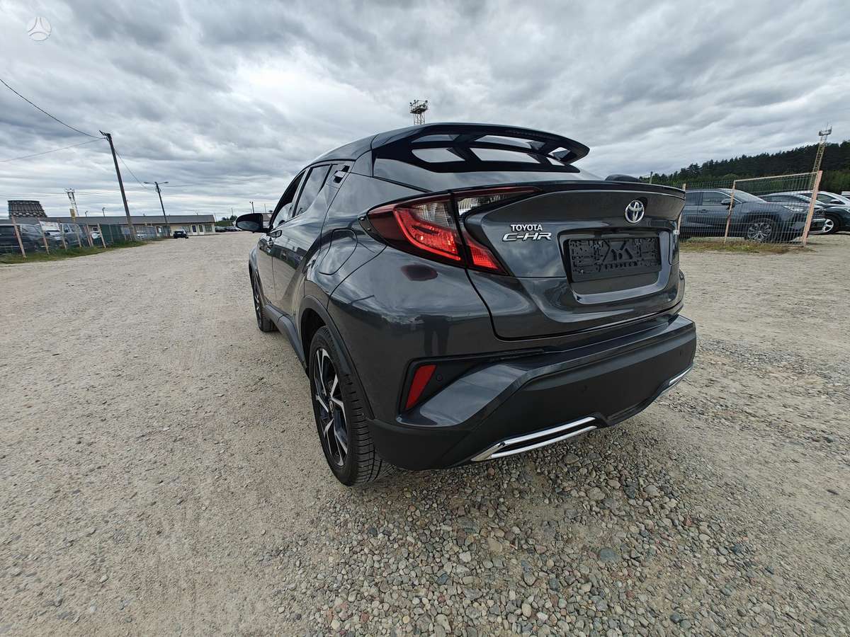 Toyota C-HR - 10