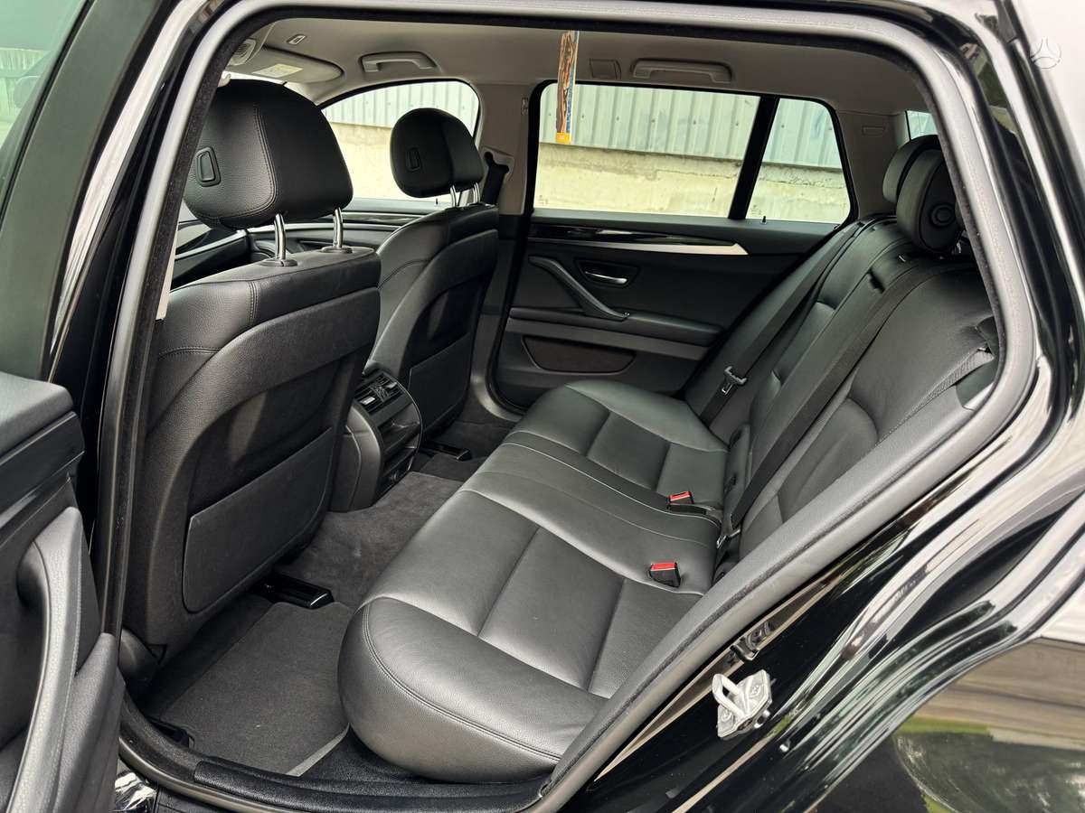 BMW 525, 2.0 l., Универсал