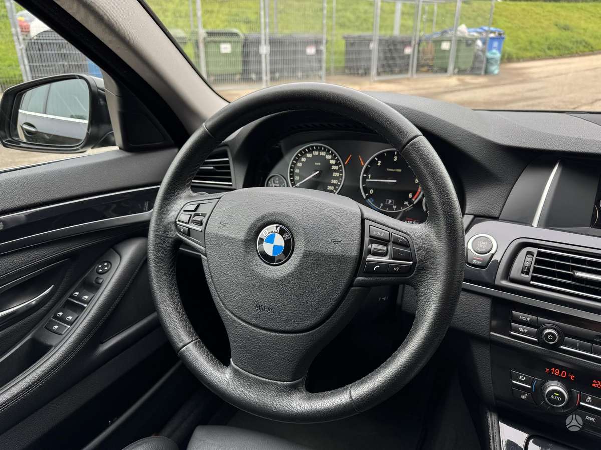 BMW 525, 2.0 l., Универсал