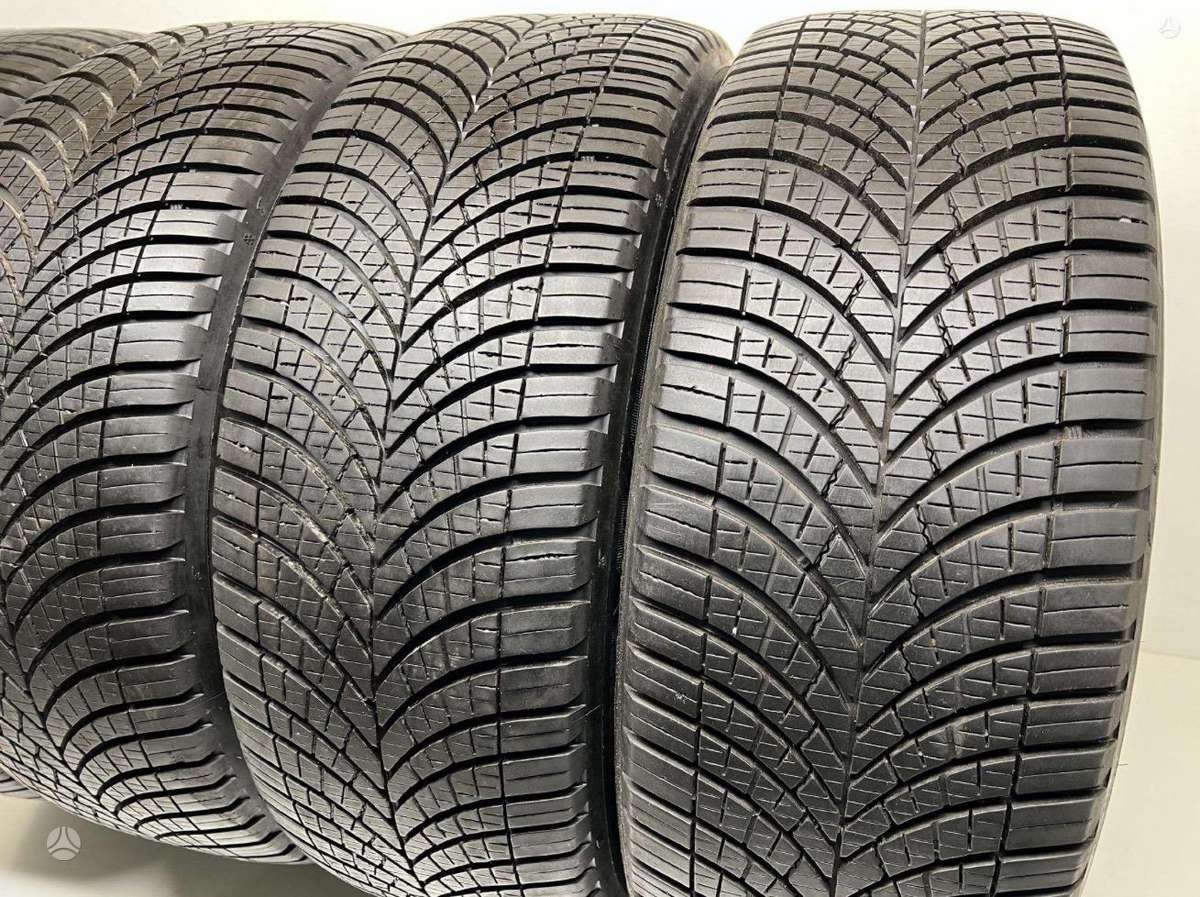 Goodyear Vector4Seasons MO-V 2025m, всесезонные 225/55 R17