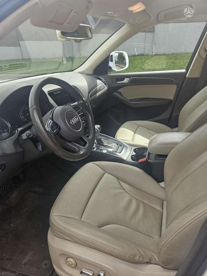 Audi Q5, 2.0 l., Внедорожник / Кроссовер