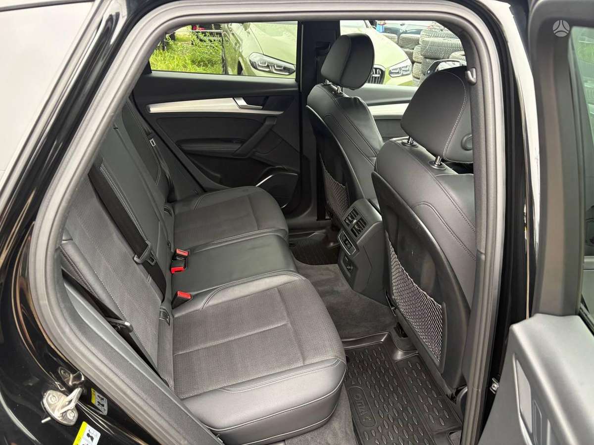 Audi Q5, 2.0 l., Внедорожник / Кроссовер