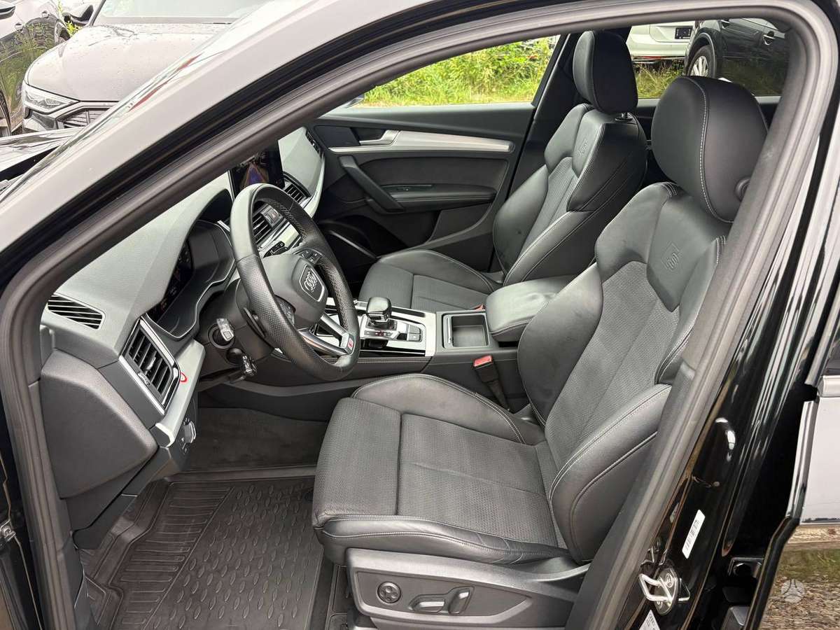 Audi Q5, 2.0 l., Внедорожник / Кроссовер