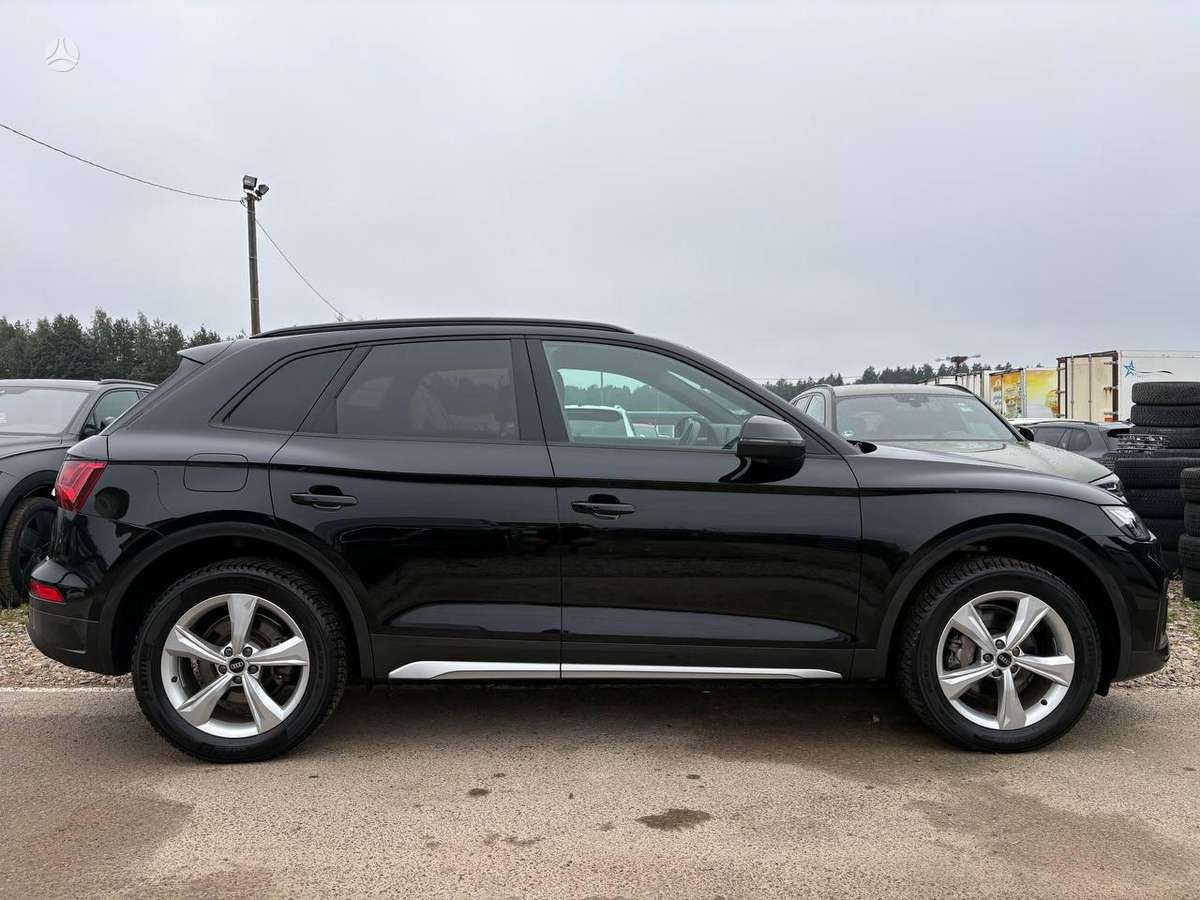 Audi Q5, 2.0 l., Внедорожник / Кроссовер
