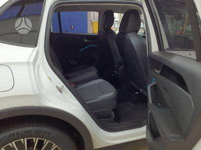 Volkswagen Tiguan - 4