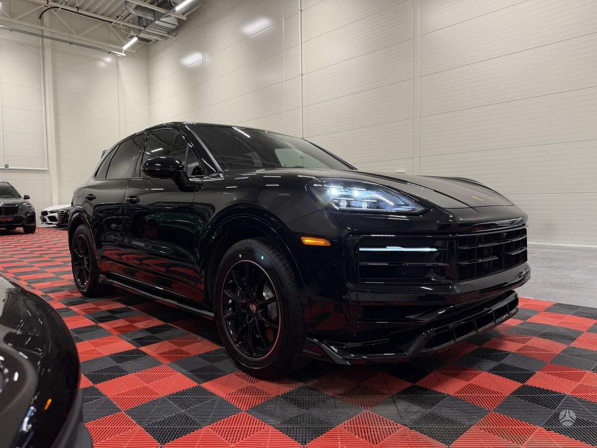 Porsche Cayenne - 3