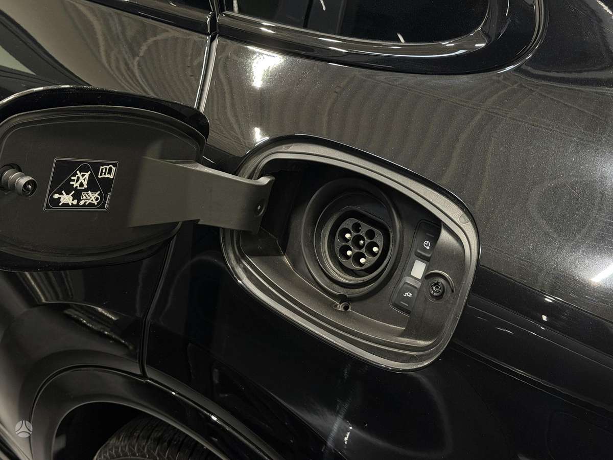 Porsche Cayenne - 11