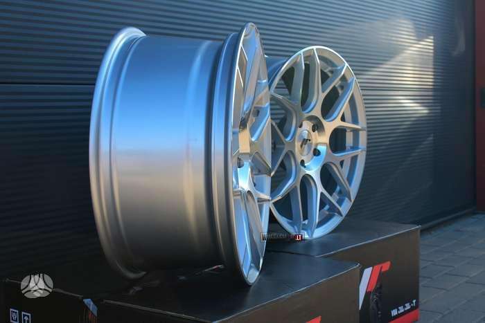 Japan Racing JR18 Silver, light alloy, R17