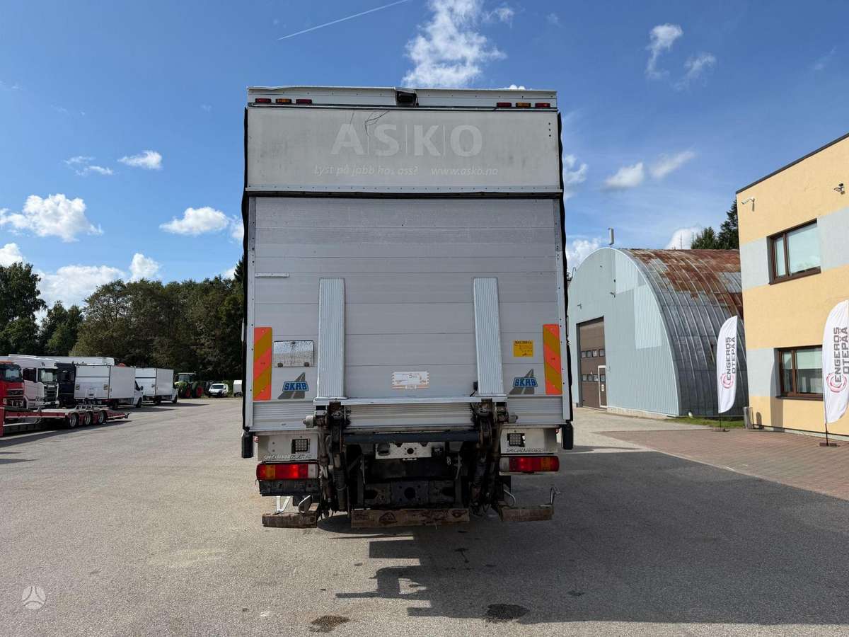 Scania G490, box trucks / box vans