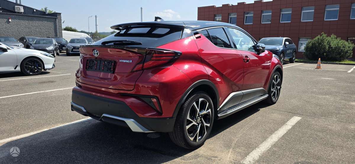 Toyota C-HR - 4