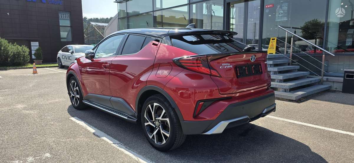 Toyota C-HR - 5
