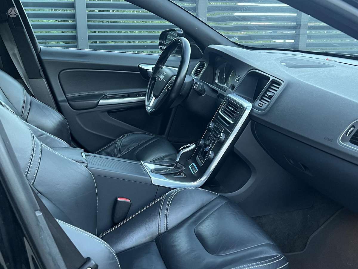 Volvo V60, 2.4 l., Универсал
