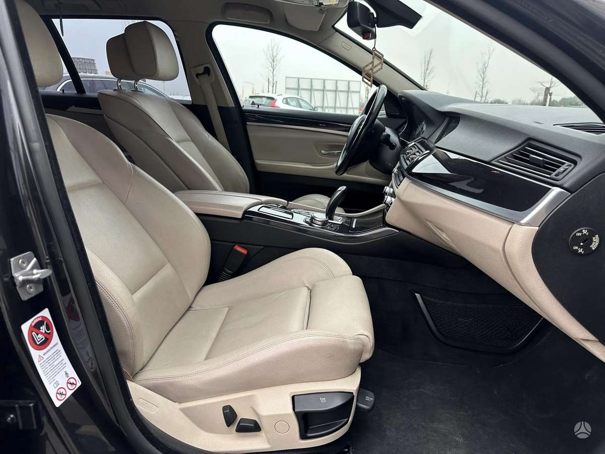 BMW 520, 2.0 l., wagon