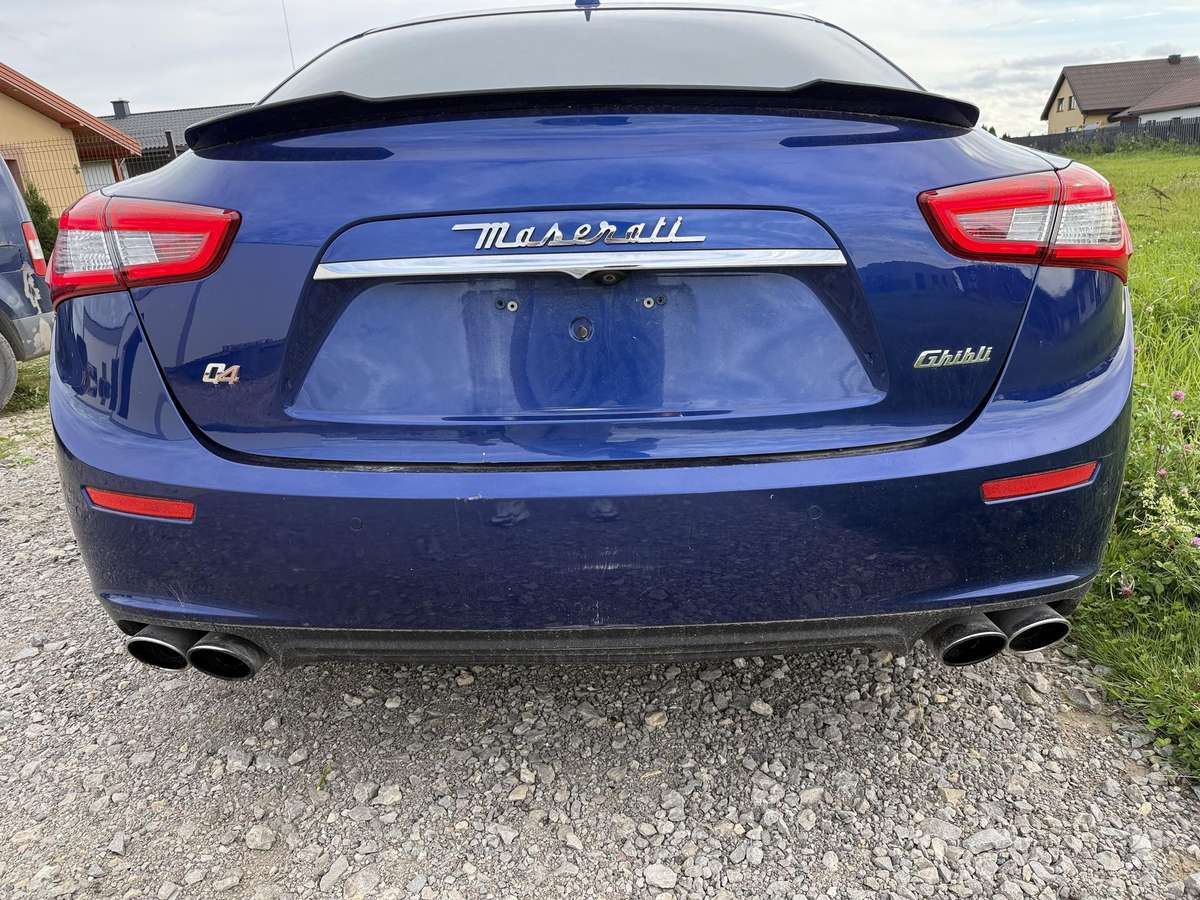 Maserati Ghibli, 3.0 l., Седан