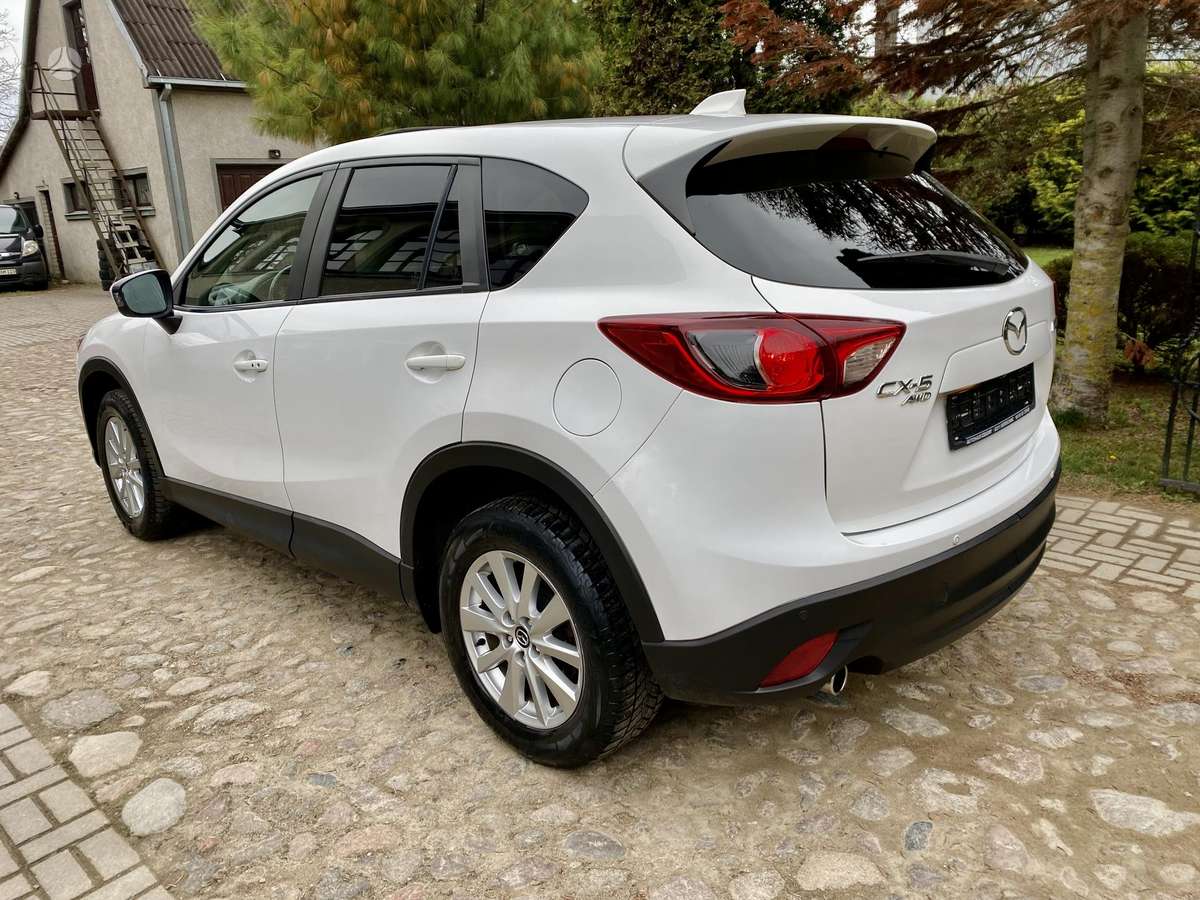 Mazda CX-5, 2.2 l., off-road / crossover