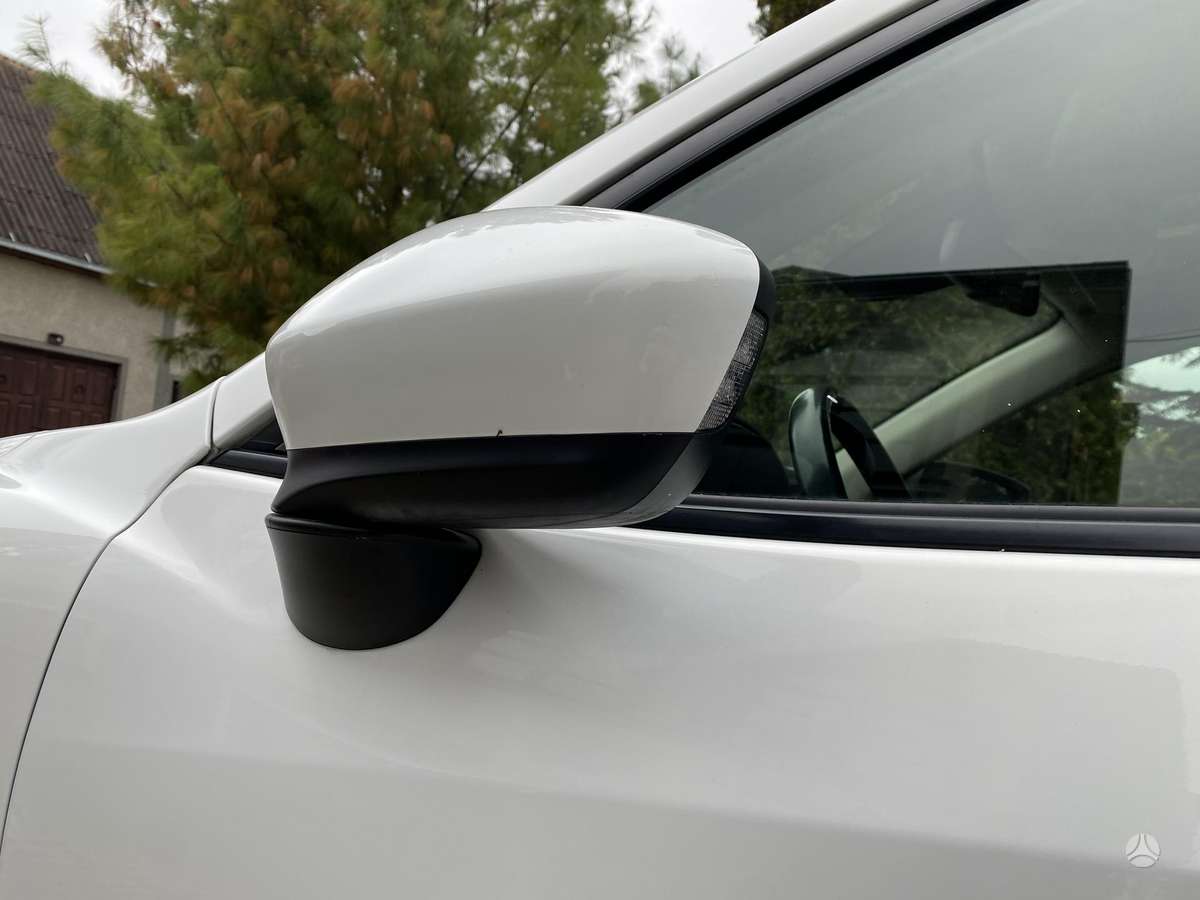 Mazda CX-5, 2.2 l., off-road / crossover