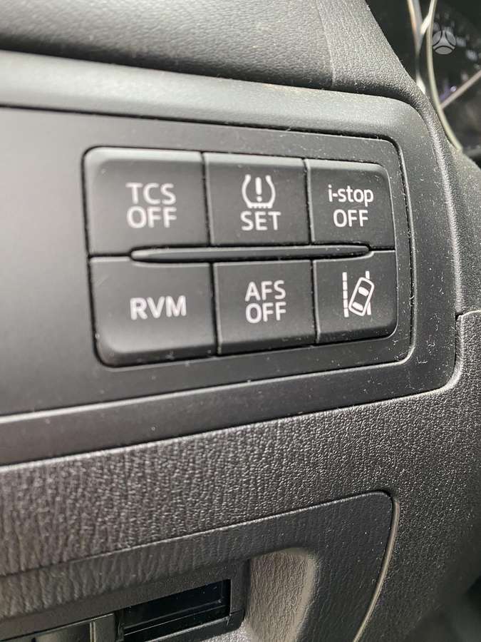 Mazda CX-5, 2.2 l., off-road / crossover
