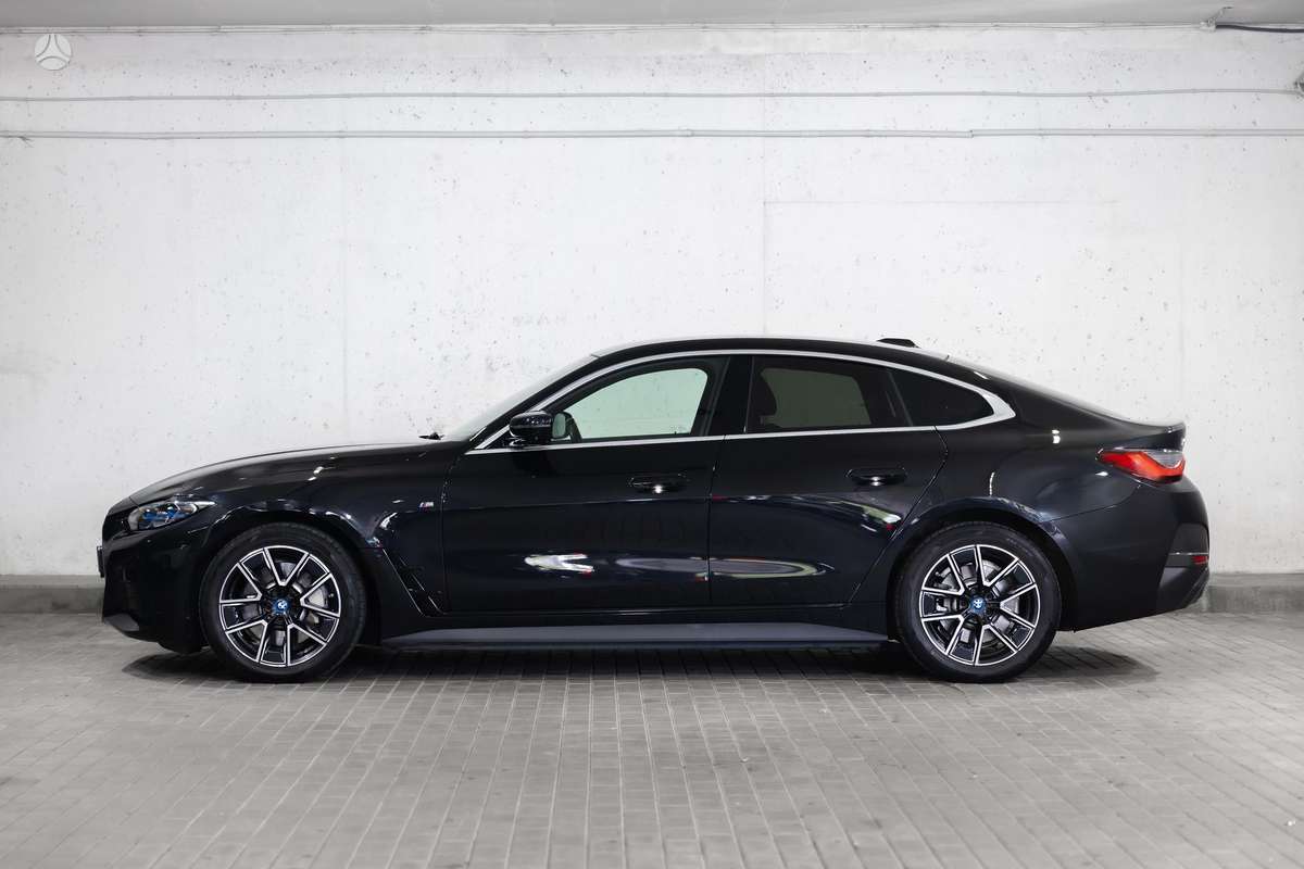 BMW i4, 84 кВт·ч, Хэтчбек