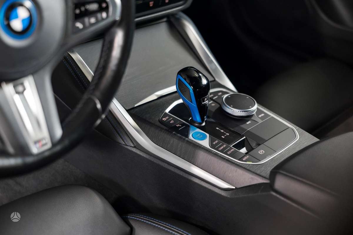 BMW i4, 84 кВт·ч, Хэтчбек