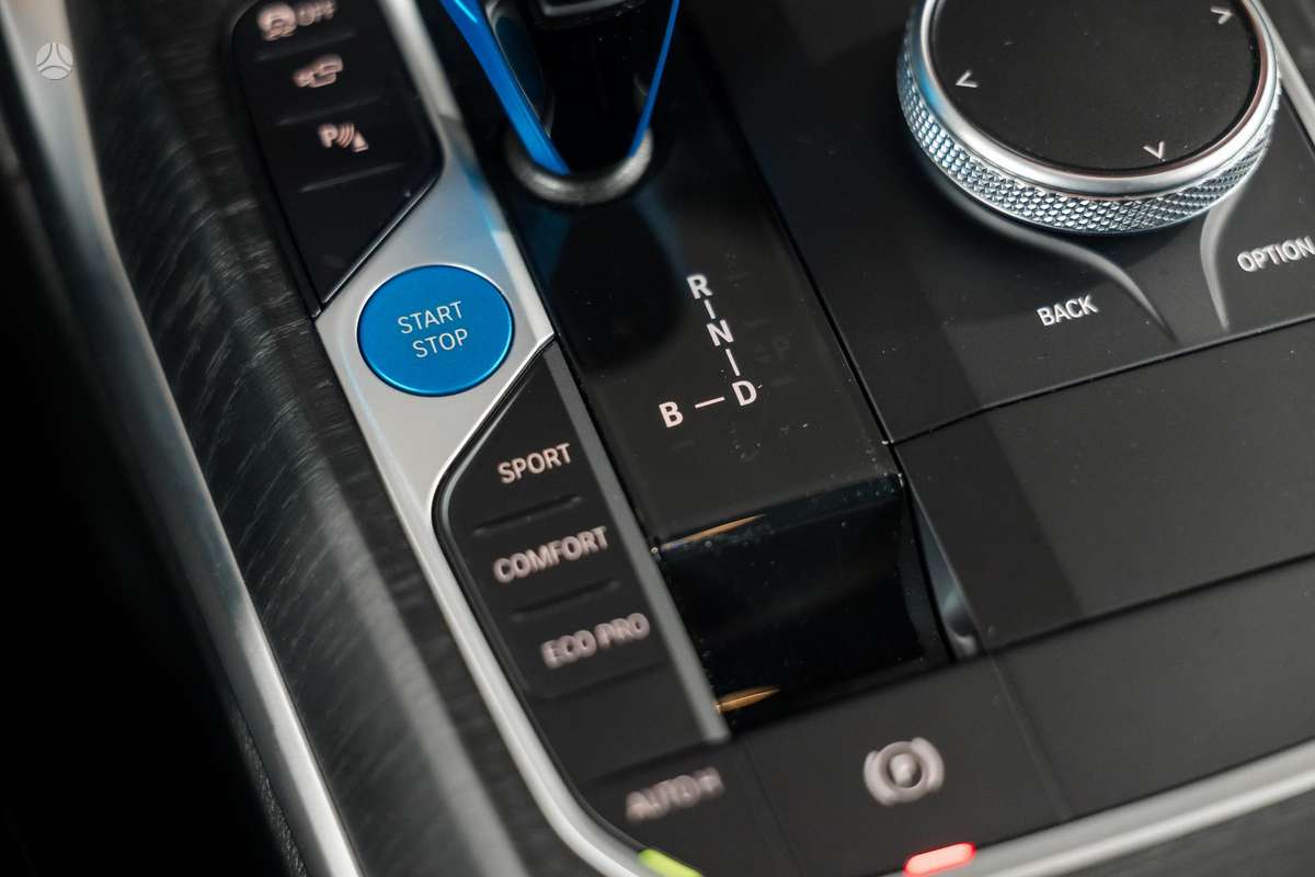 BMW i4, 84 кВт·ч, Хэтчбек