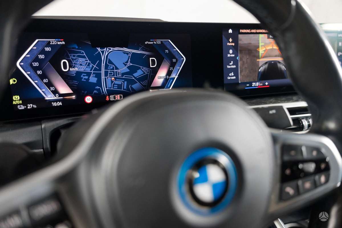 BMW i4, 84 kWh, hatchback