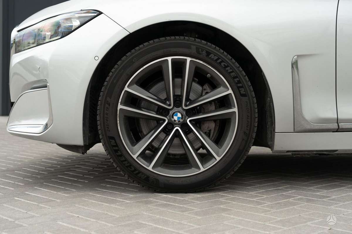 BMW 730, 3.0 l., Седан