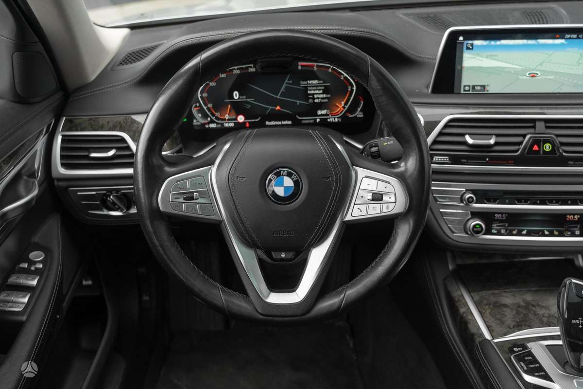 BMW 730, 3.0 l., Седан