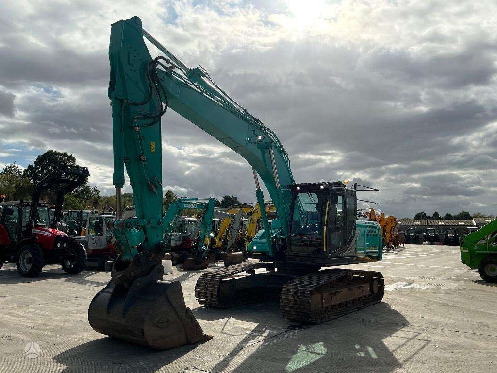 Kobelco SK 210 LC, ekskavatoriai