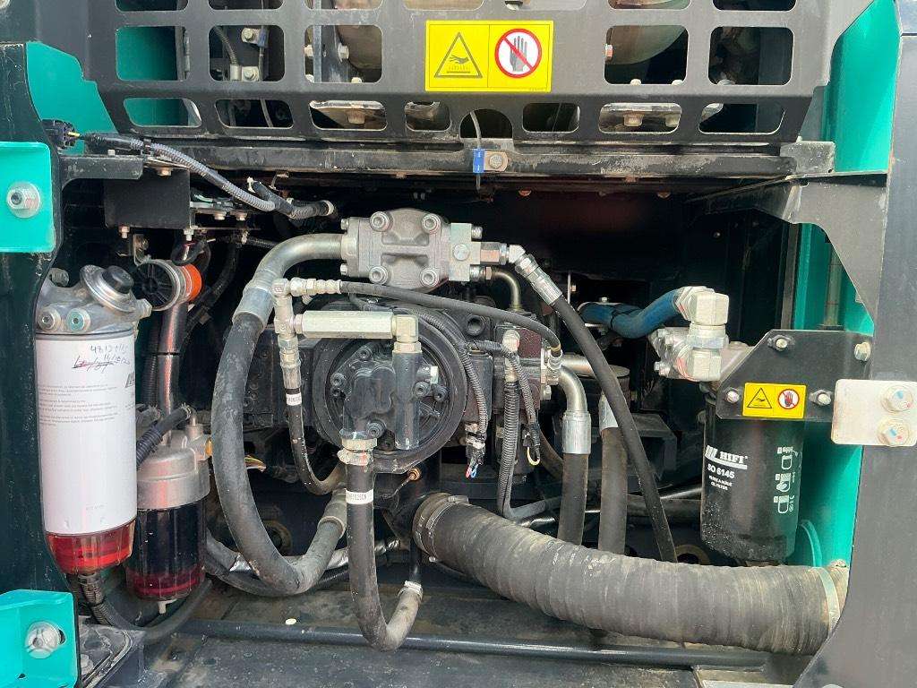 Kobelco SK 210 LC, ekskavatoriai